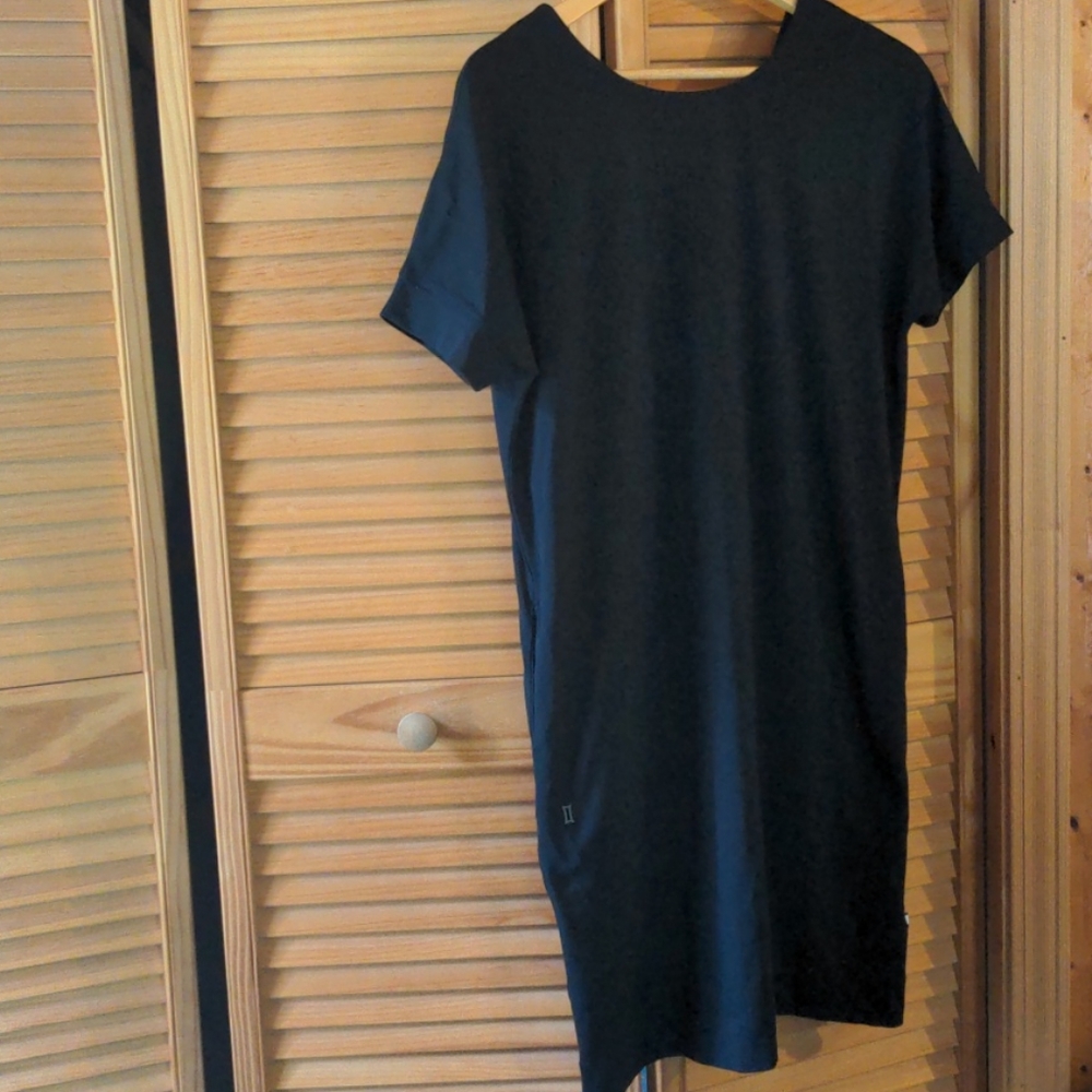 Kit and Ace - Black "Back to Front" midi dress - S